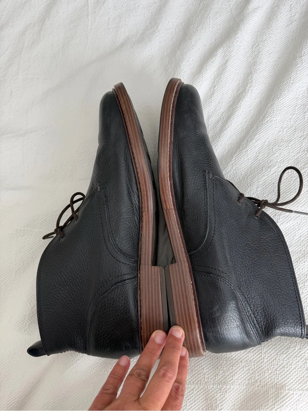 Cole Haan Men's Black Leather Chukka Boots - Classic Lace-Up